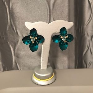 H&M green flower earrings - never worn